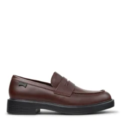 Camper Bei Dean, einem zeitlosen Unisex-Stil, trifft Trad burgund Schnürschuhe