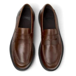 Camper Bei Dean, einem zeitlosen Unisex-Stil, trifft Trad mittel-braun Schnürschuhe