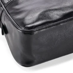 Gianni Chiarini Umhängetasche Cora aus Leder schwarz Crossbody Bag