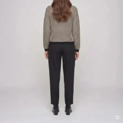 Marc Aurel Der besondere Charakter dieses Pullovers entstehtbeige Pullover