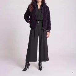 Marc Aurel Der Blouson mit Streifen-Strick aus curly Faux Fur lila Blouson