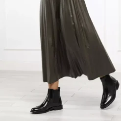 Saint Laurent Patent Leather Ankle Boots Black Chelsea Boots