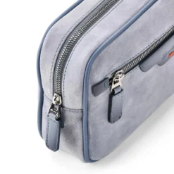Santoni Travel Bag aus Veloursleder blau Clutch